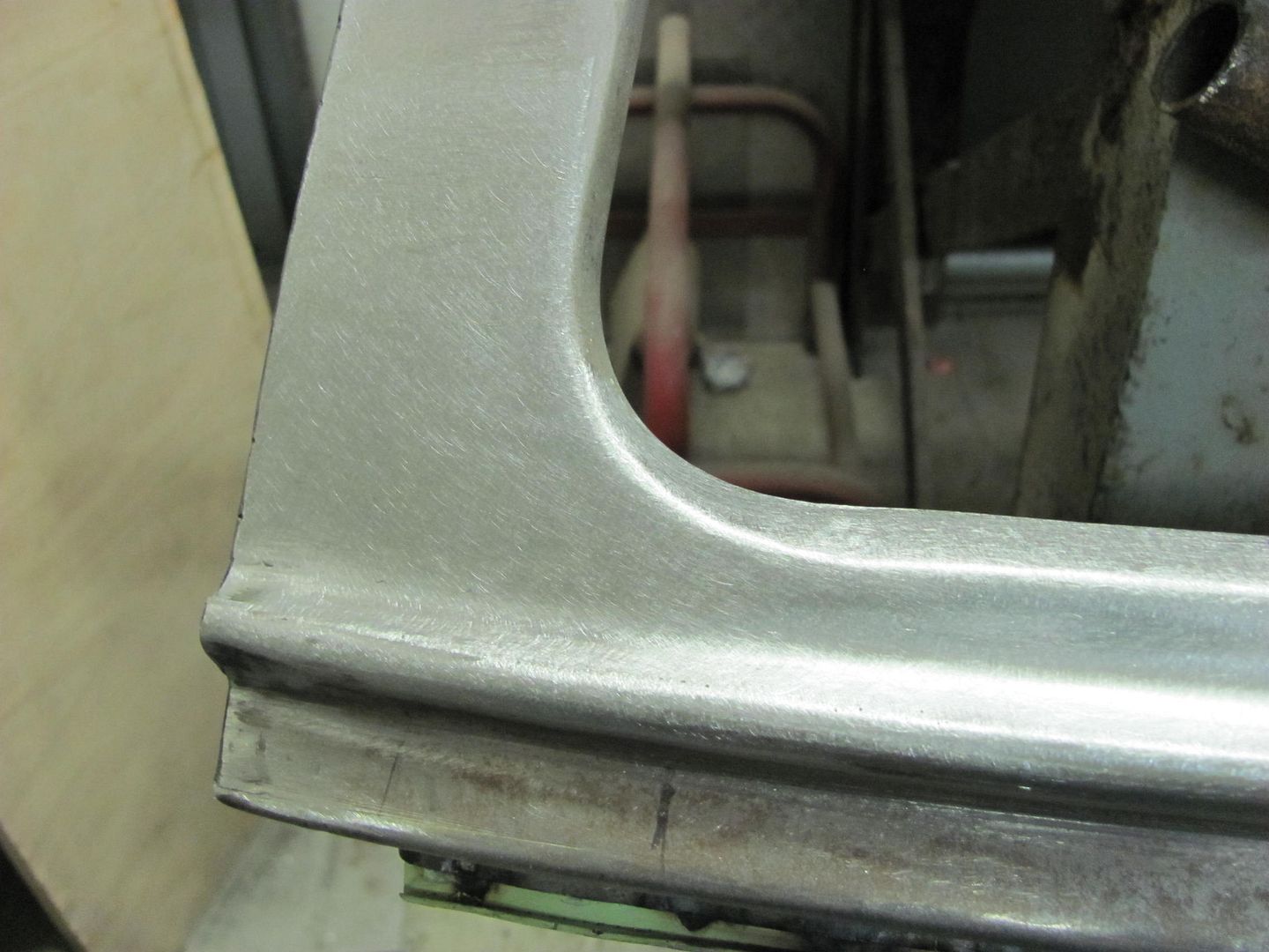 WHAT IS THE PROPER WAY TO WELD PATCH PANELS WITH A MIG